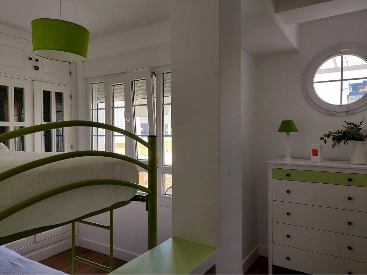 Atico Victoria Beach Кадис Екстериор снимка